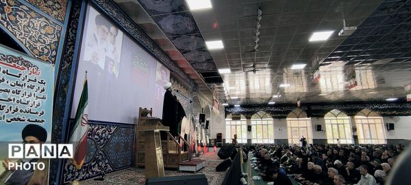 نماز عبادی سیاسی جمعه در شهرستان کاشمر 