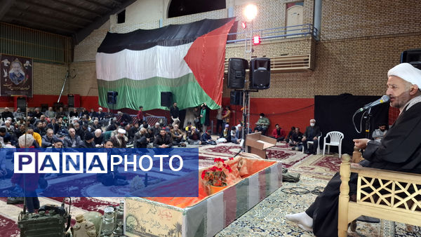 مراسم گرامیداشت نخستین سالگرد تدفین شهید گمنام در بوستان لاله قم