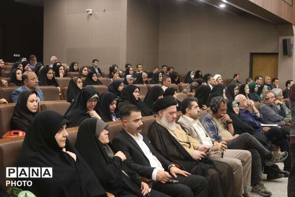 جلوه هایی از بیست و هشتمین جشنواره خیرین مدرسه ساز استان قم