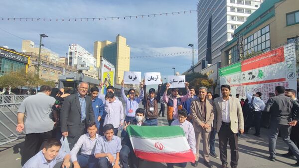 حضور پرشور نوجوانان خرمدره‌ای در راهپیمایی روز 13 آبان