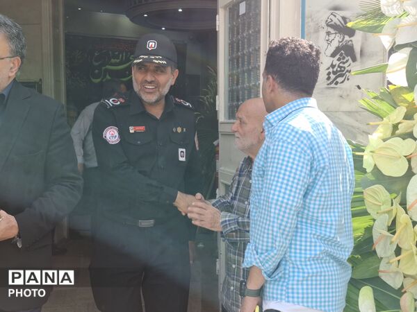 وداع با مادری که سه شهید پروراند و پس از سال ها فراق به آغوش فرزندانش بازگشت