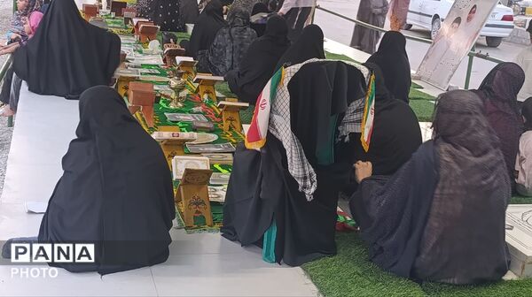 تجدید میثاق با منجی عالم در میدان شهدای میناب