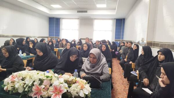 اولین همایش توانمندسازی آموزگاران در بازشناسی خط قرآن درسی و شیوه‌های نوین آموزش کشور در آذربایجان شرقی