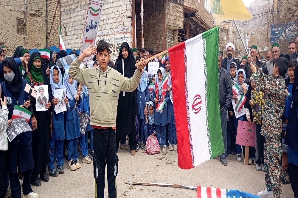 فریاد بغض فرو خورده مردم شهر بار در راهپیمایی روز جهانی قدس