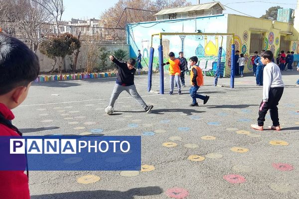 «جام اقتدار» در دبستان پانزده خرداد ناحیه دو شهرری 