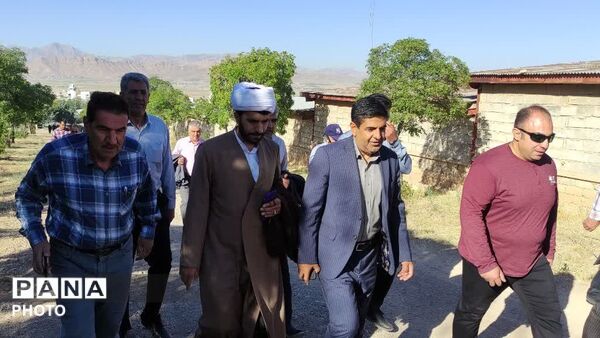 برگزاری همایش پیاده‌روی در شهرکرد 