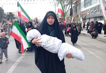 راهپیمایی روز قدس همراه با تشییع پیکر شهید مجتبی پارسا روش