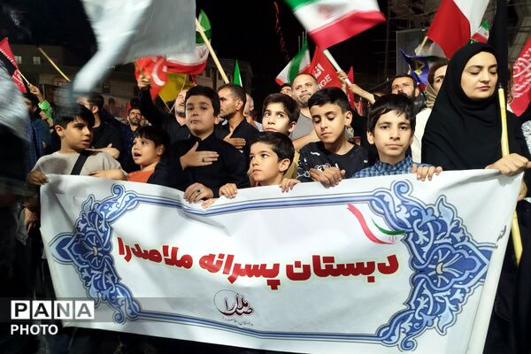 نقش‌آفرینی دانش‌آموزان در اجتماع «باید برخاست»