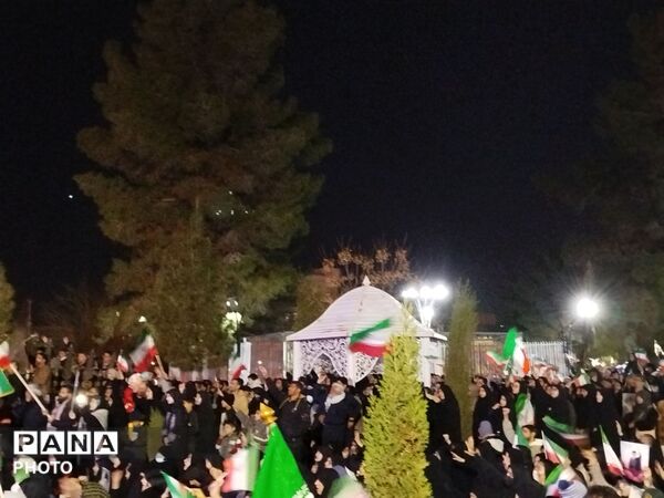 قلب کرمانی‌ها برای ایران می‌تپد
