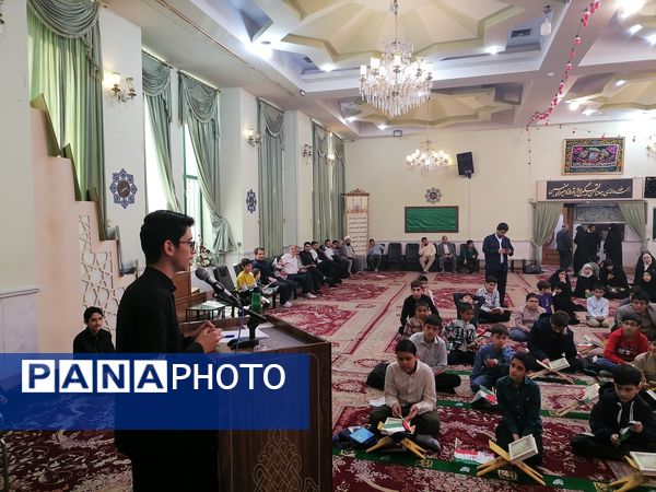 محفل نور در حمایت از دفاع مشروع نیروهای مقاومت سپاه پاسداران