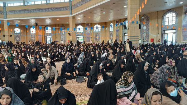 برگزاری دعای روح بخش عرفه در شهرستان ایلام 