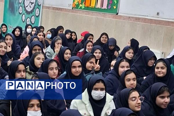 در سوگ مادرِ وفا