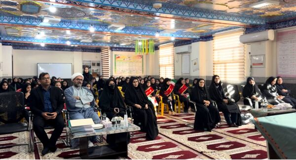 برگزاری انتخابات همیاران مشاور در مدارس شاهد شهرستان بوشهر