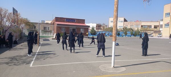 مسابقات درون مدرسه ای در دبیرستان فرهنگ