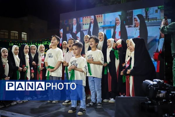 غدیر کیلومتری کاشان؛ جشن بی‌وقفه‌ی ولایت در چهارراه نماز