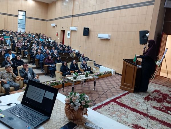 اولین جلسه بیلان هشدار  دبیرستان وکیلی ۹ در نیشابور