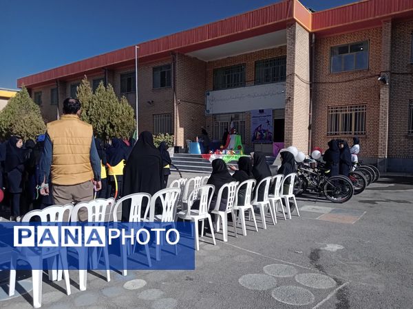 برگزاری المپیاد ورزشی در دبیرستان سرهنگ غفوری شهرستان تفرش