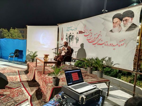اختتامیه محفل قرآنی چهل شب با چهل شهید در آرامگاه شهید مدرس