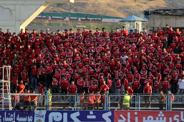 بازی بدون گل تراکتور و فجر سپاسی