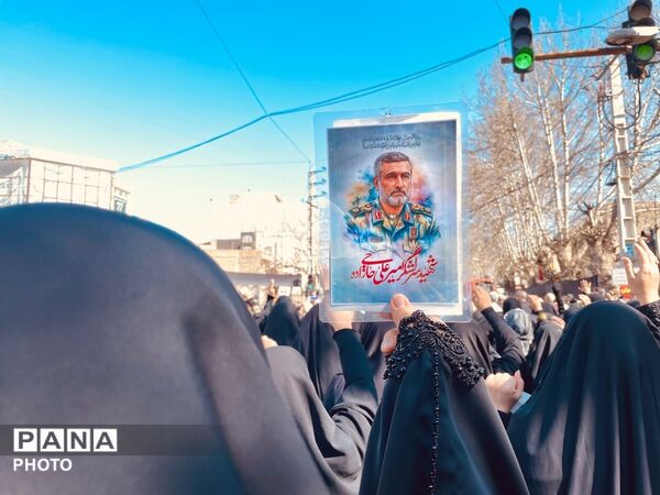 مردم گالیکش کفن پوش به میدان آمدند