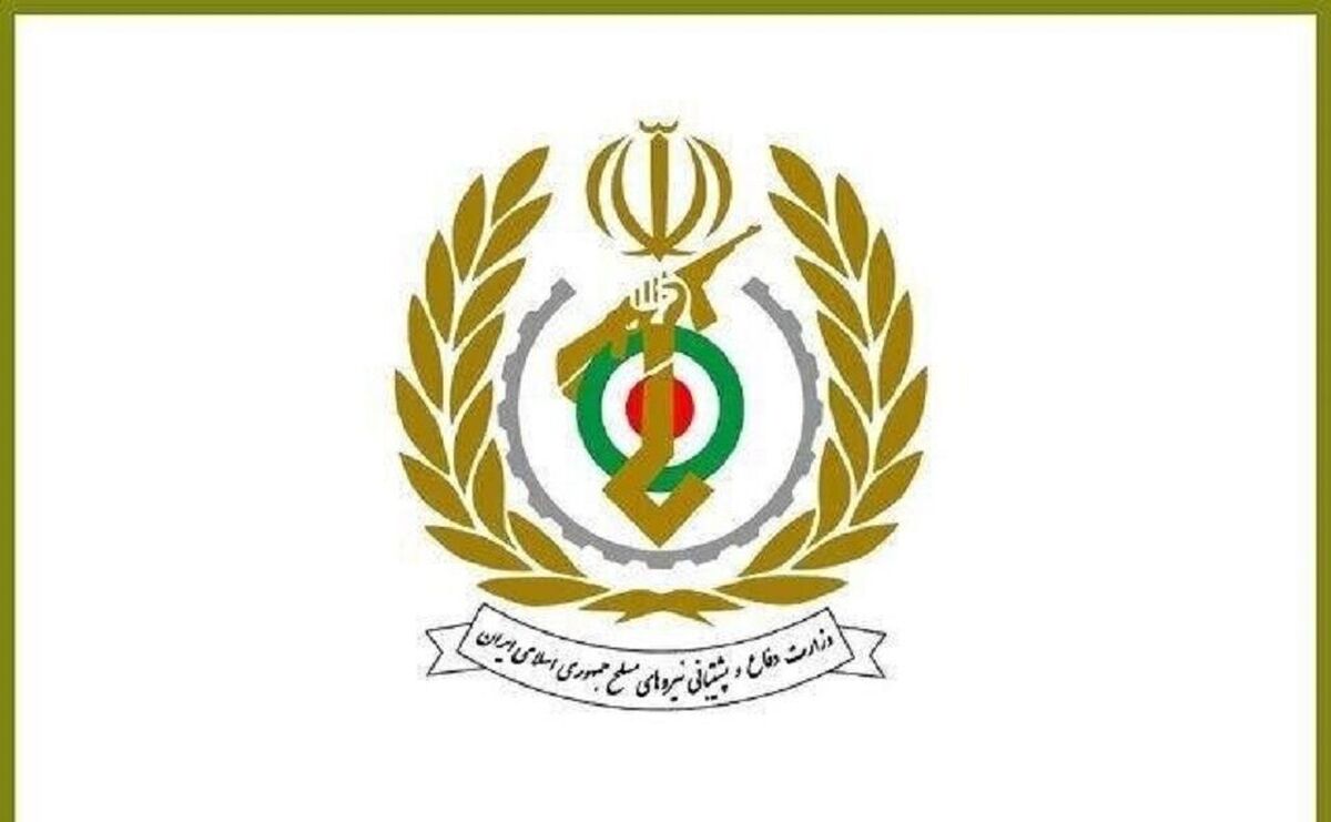 خبرنگاران، یاوران و همراهان راهبردی در شکل‌گیری گفتمان دفاع همه‌جانبه و انقلاب صنعتی دفاعی ‌ایران هستند
