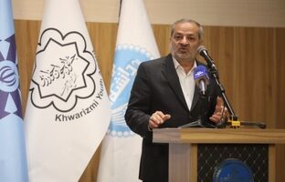 تاکید وزیر آموزش و پرورش بر توسعه عدالت آموزشی در جشنواره جوان خوارزمی