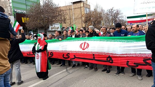راهپیمایی یوم الله ۲۲ بهمن ماه امسال پررنگ تر از همیشه در شهر نیشابور 