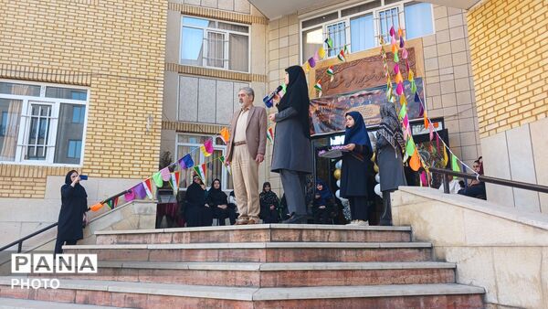 اول مهر؛ بازگشت پس از نه ماه، میان جای خالی‌ها و داغی ماندگار