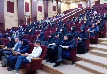 برگزاری سمینار تخصصی آموزشی ویژه مدیران مدارس ابتدایی دولتی و غیر دولتی ناحیه۳ 