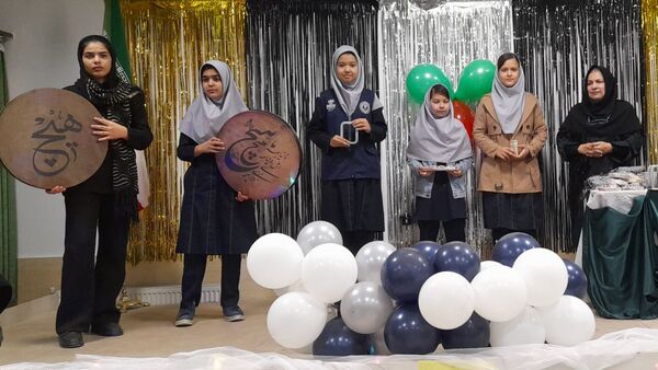 جشن ستارگان ویژه دانش آموزان برتر دبیرستان نورالهدی 