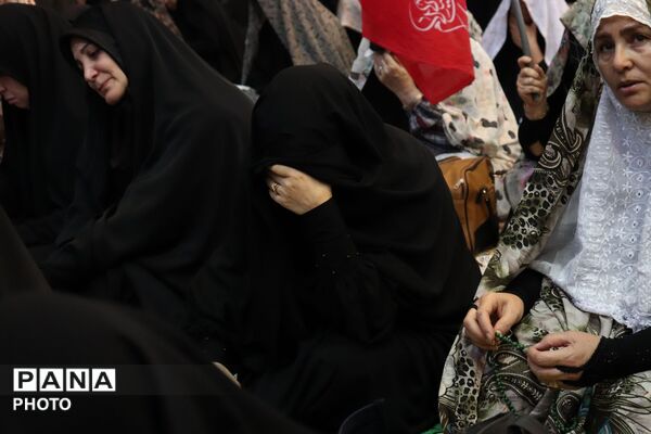 تجلی عهد دوباره در مصلی نماز جمعه