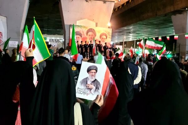 گام‌های که با به عشق وطن برداشته می شوند، همه زیر سایه پرچم الله هستند