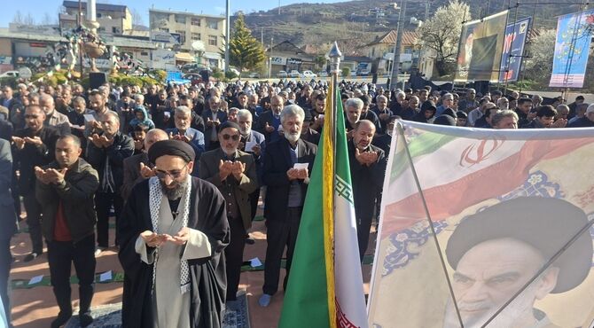 اقامه نماز عید فطر در چهاردانگه 