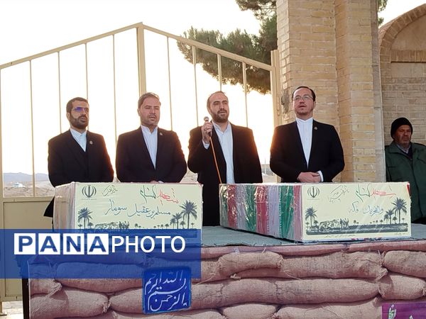 استقبال از شهدای گمنام در شهر درق