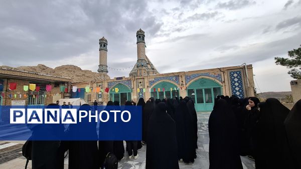 اعزام دانش‌آموزان شهرستان کهک قم به اردوی راهیان نور