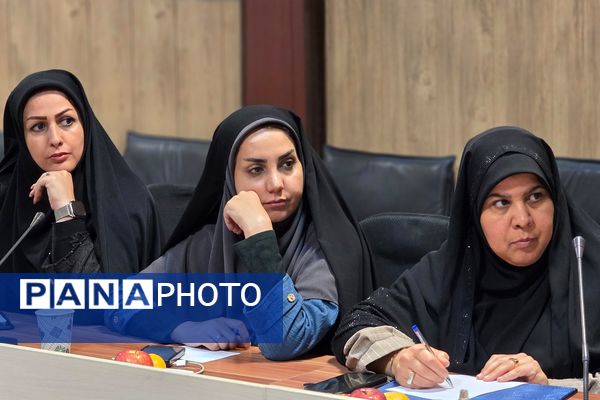 سومین جلسه شورای آموزش و پرورش ناحیه دو بهارستان