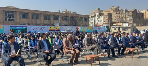  آیین متمرکز جشن نیکوکاری و جشن درختکاری در مدارس استان البرز 