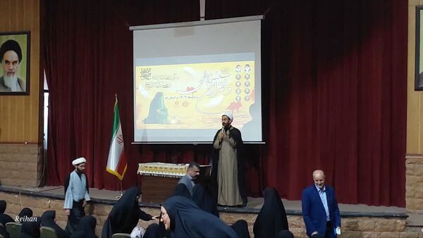 همایش دختران فاطمی در مجتمع فرهنگی نور قم