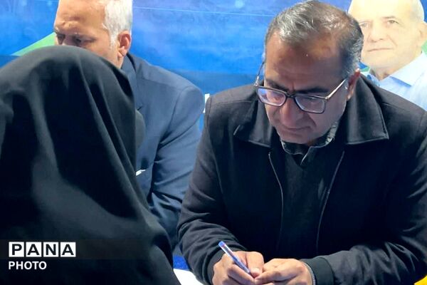  استقرار موکب فیروزکوه و میز ارتباطات مردمی فرمانداری 