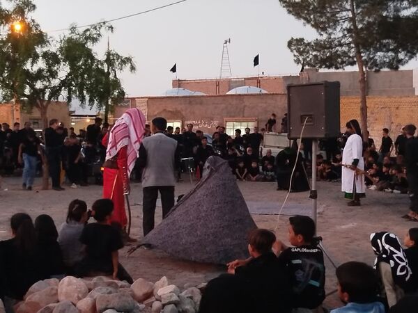 شبیه خوانی عصر عاشورا در روستای فدافن