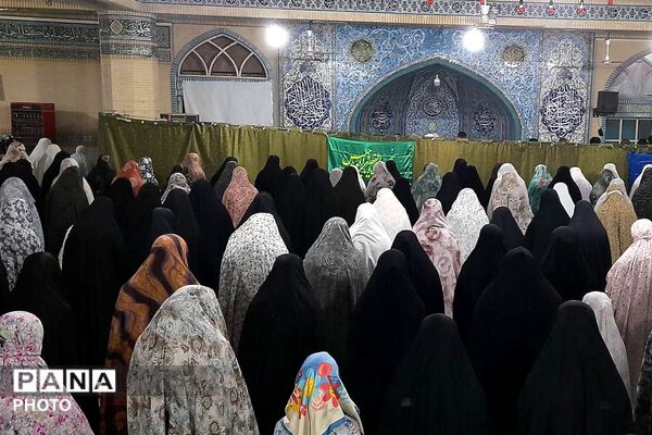 مصلی شهر میزبان اجتماع پرشور نمازگزاران شهرستان ورامین