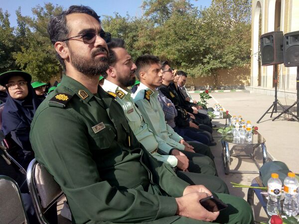 نواخته شدن زنگ مهر،زنگ خیرین و زنگ ایثار  در دبیرستان حسین ملایی