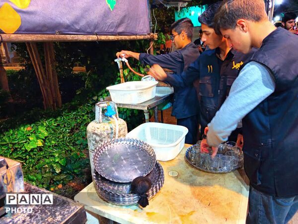 موکب هایی به عشق رهبر شهید