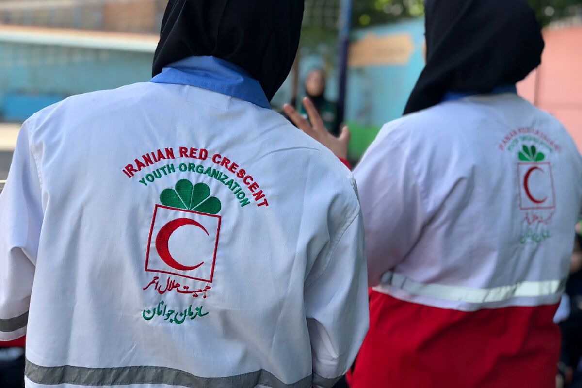 دانش‌آموزان دبیرستان پروین اعتصامی اسلامشهر با اصول امدادگری آشنا شدند