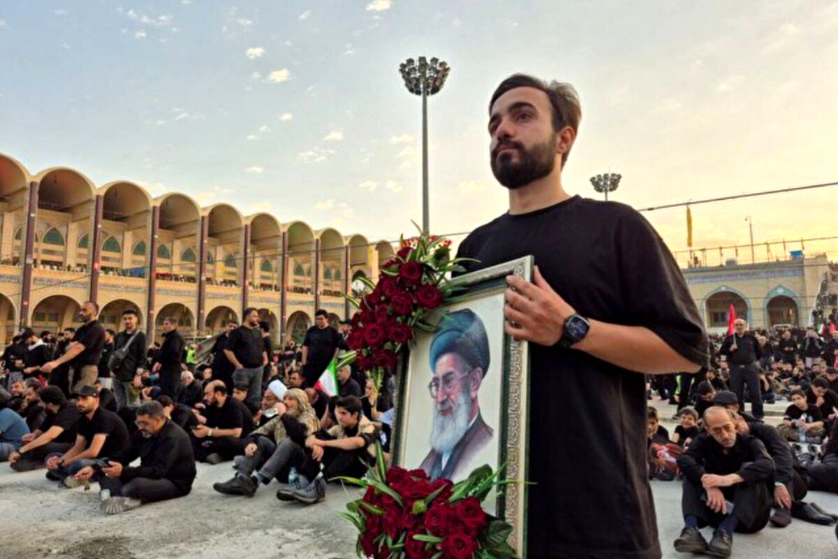 نسل نو آرمان‌های رهبر شهید را فریاد می‌زند