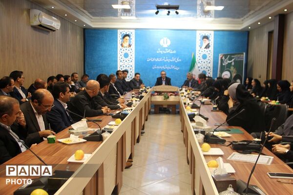 تقدیر از مدیران مدارس ابتدایی بهارستان دو