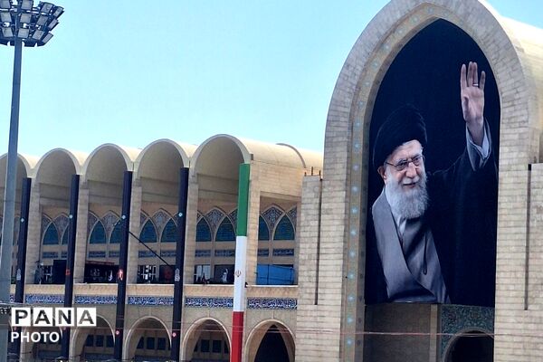 شهر در سوگ؛ قلب‌های تپنده در بدرقه ابدی «رهبر شهید»