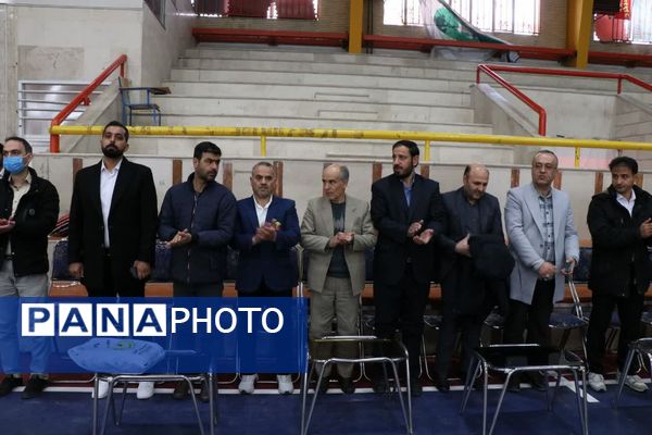 مسابقات تکواندو خردسالان پسران 