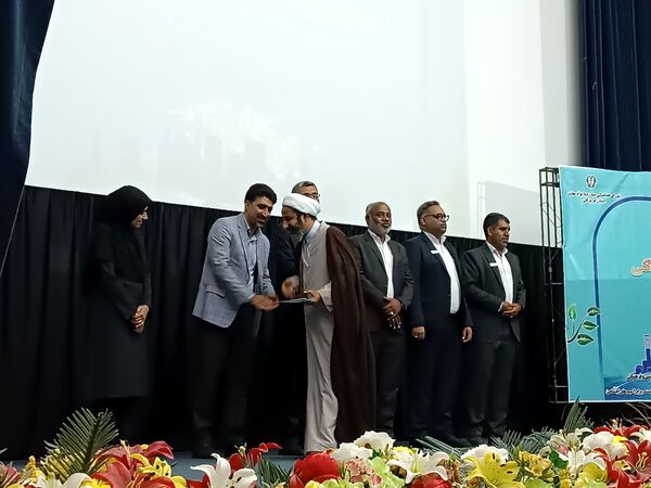 آیین اختتامیه سیزدهمین دوره جشنواره دانش‌آموزی نوجوان سالم