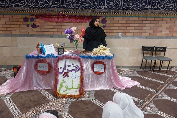 گذر از کودکی به جوانی؛ مدارس فیروزکوه میزبان «جشن بلوغ» دانش‌آموزان شدند